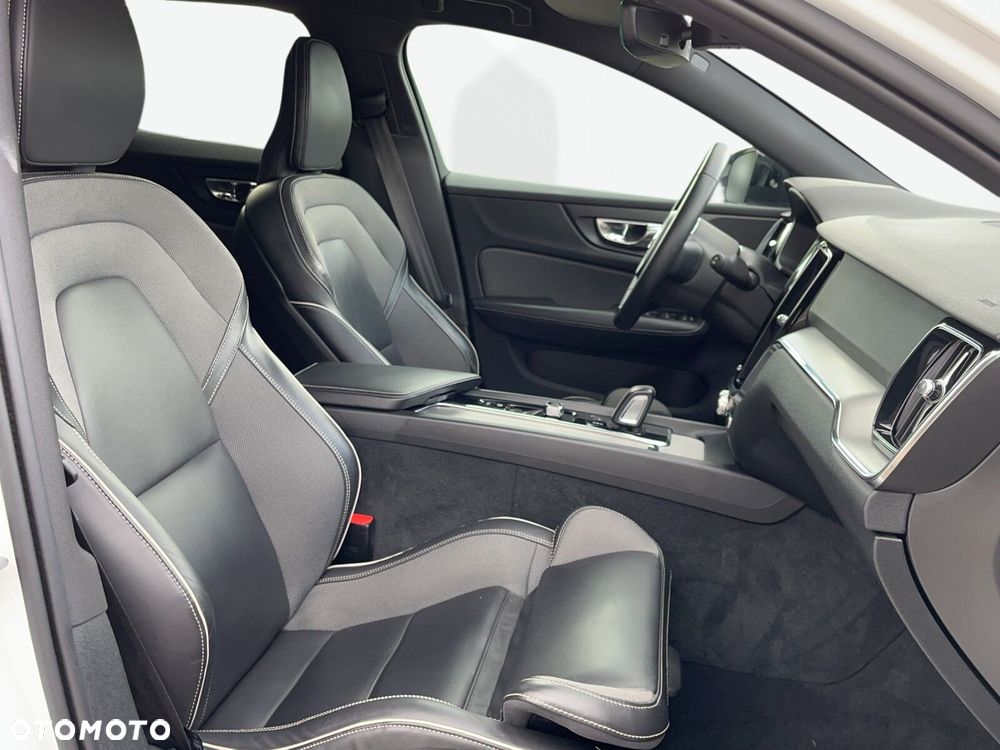 Volvo V60 - 23