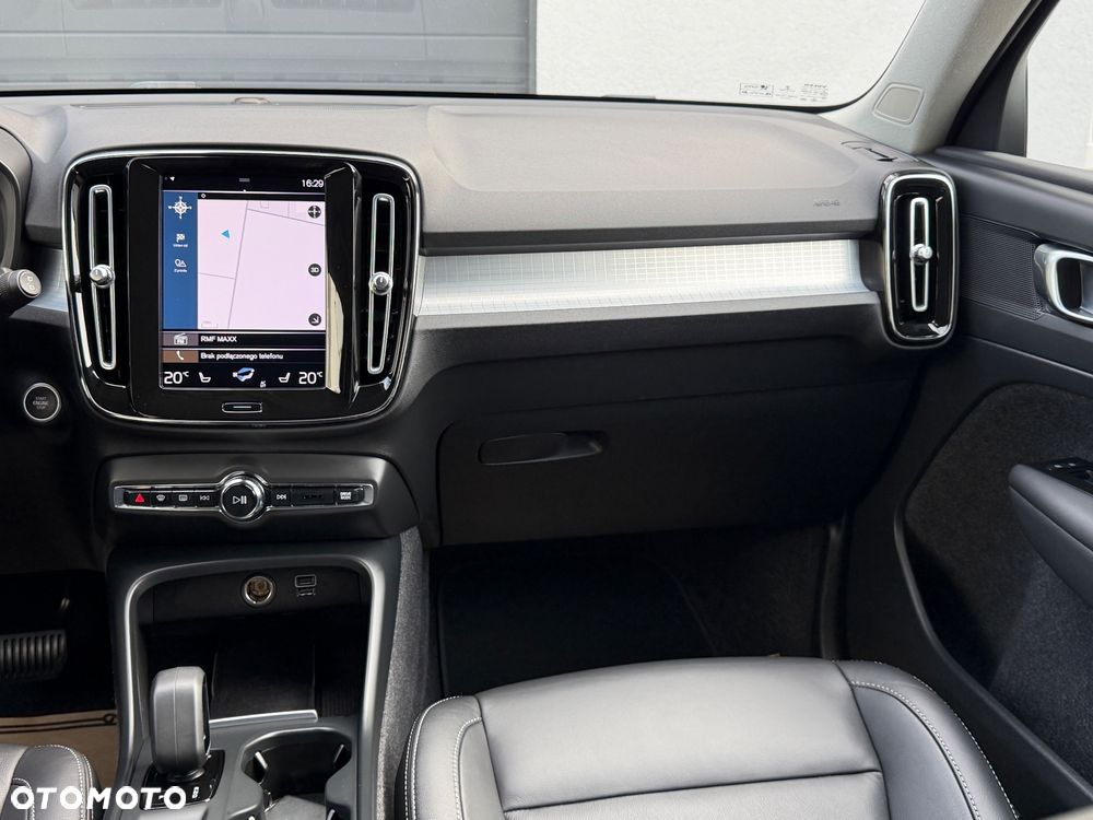 Volvo XC 40 B4 B DKG Momentum Pro - 8