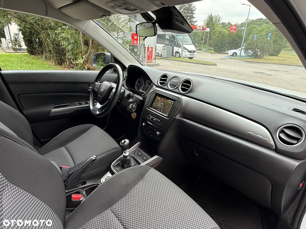 Suzuki Vitara 1.4 Boosterjet Hybrid Allgrip Comfort - 16