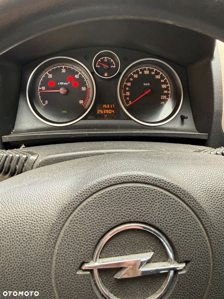Opel Zafira 1.9 CDTI 111 - 6