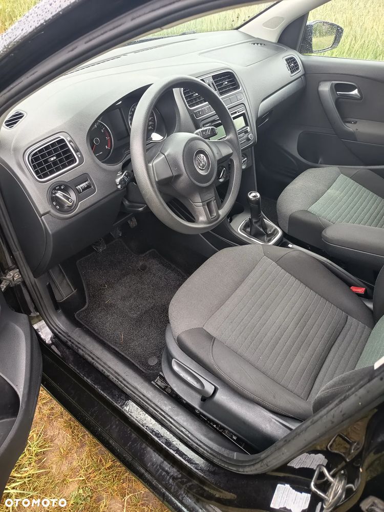 Volkswagen Polo 1.4 16V Comfortline - 8