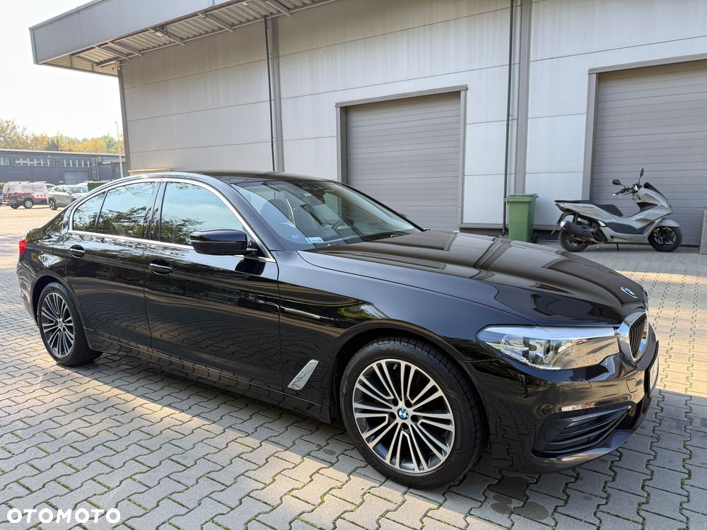 BMW Seria 5 518d Sport Line - 8