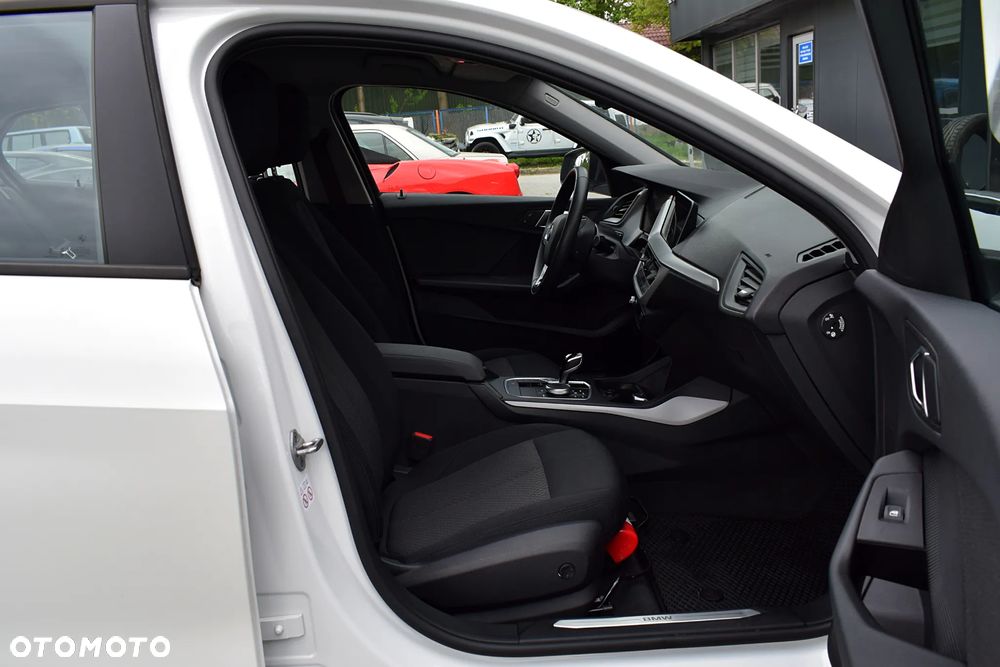 BMW Seria 1 118i - 8