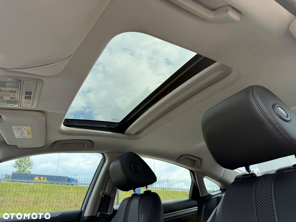 Honda Civic 1.5 T Executive CVT - 39