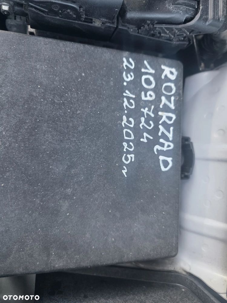 Hyundai Tucson 1.6 CRDi 48V-Hybrid 2WD DCT Select - 23