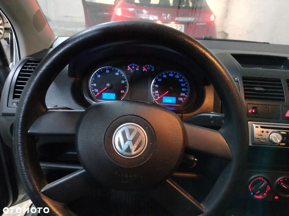 Volkswagen Polo 1.4 16V Comfortline - 14