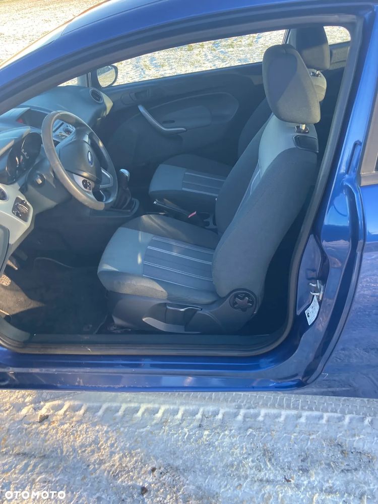 Ford Fiesta 1.25 Champions Edition - 11