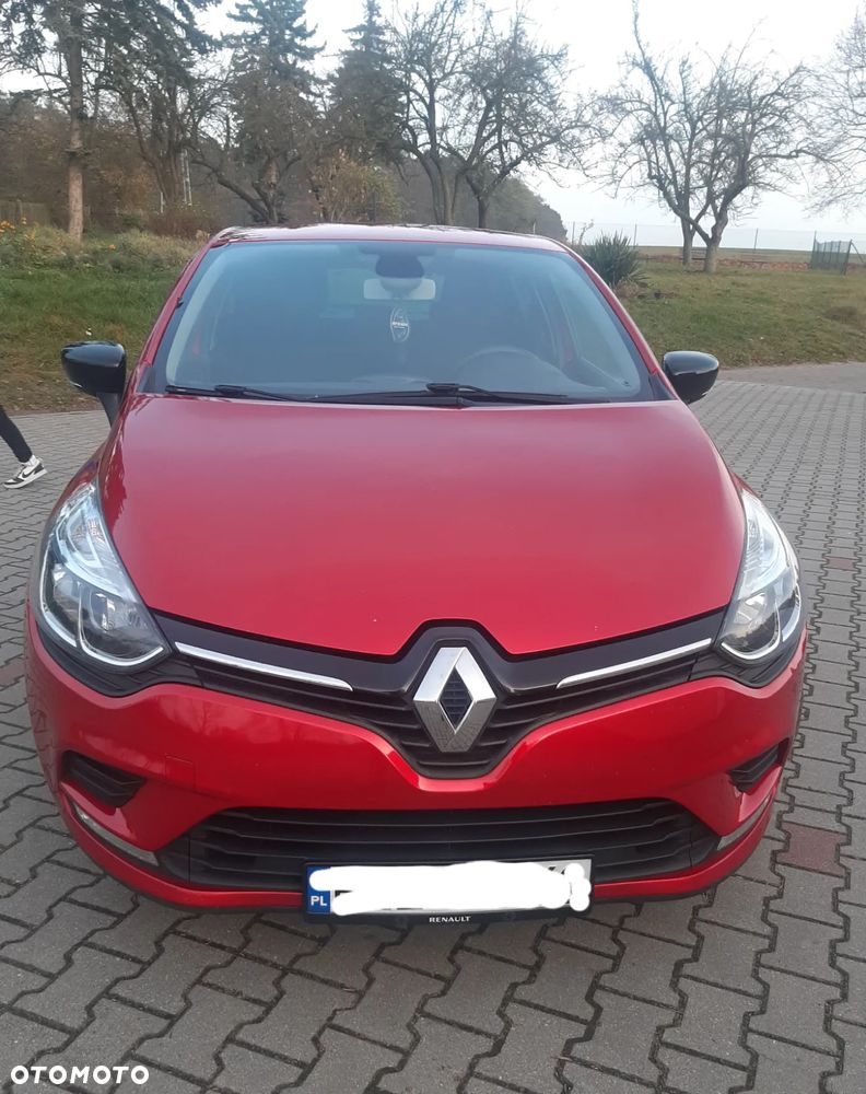Renault Clio - 2