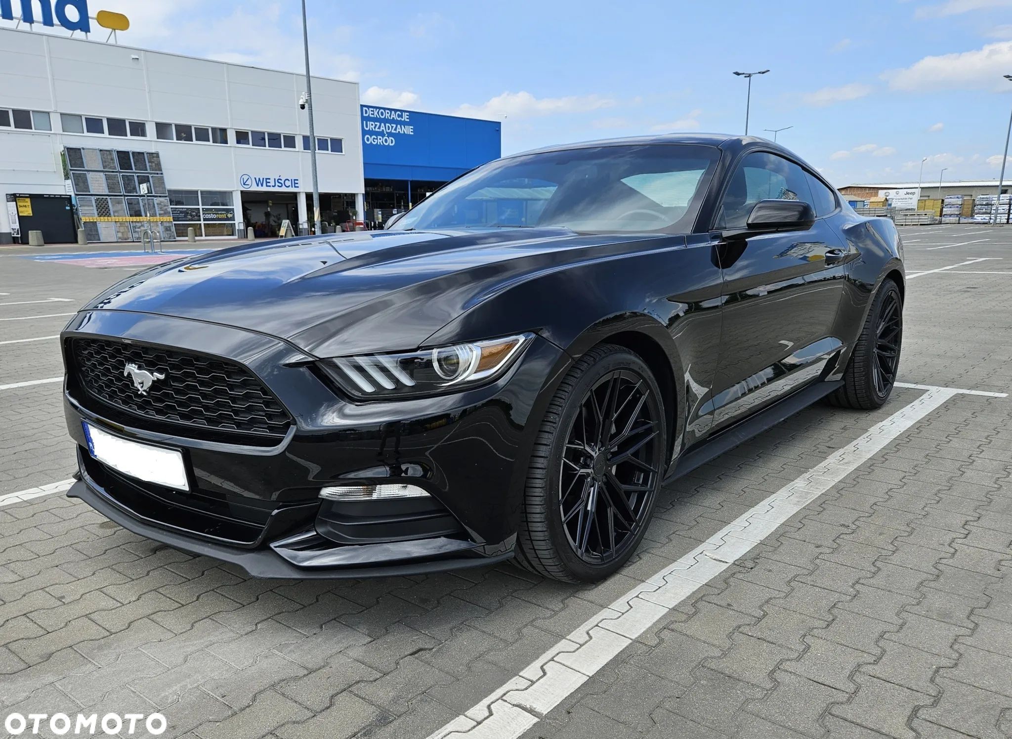 Ford Mustang - 1