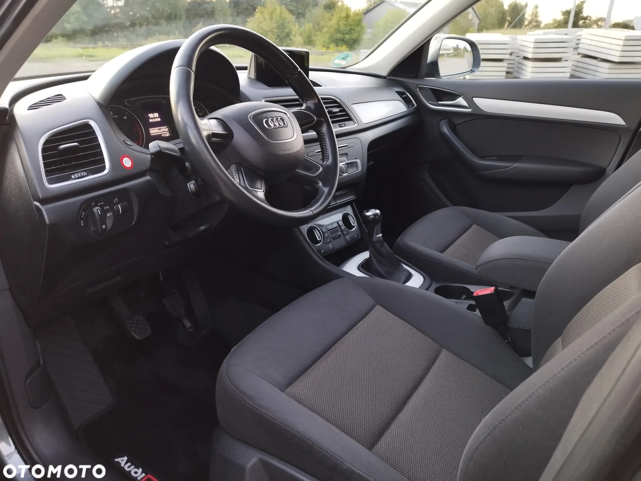 Audi Q3 35 TDI S line - 7