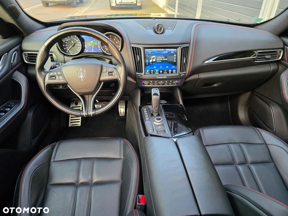 Maserati Levante S Q4 GranSport - 25