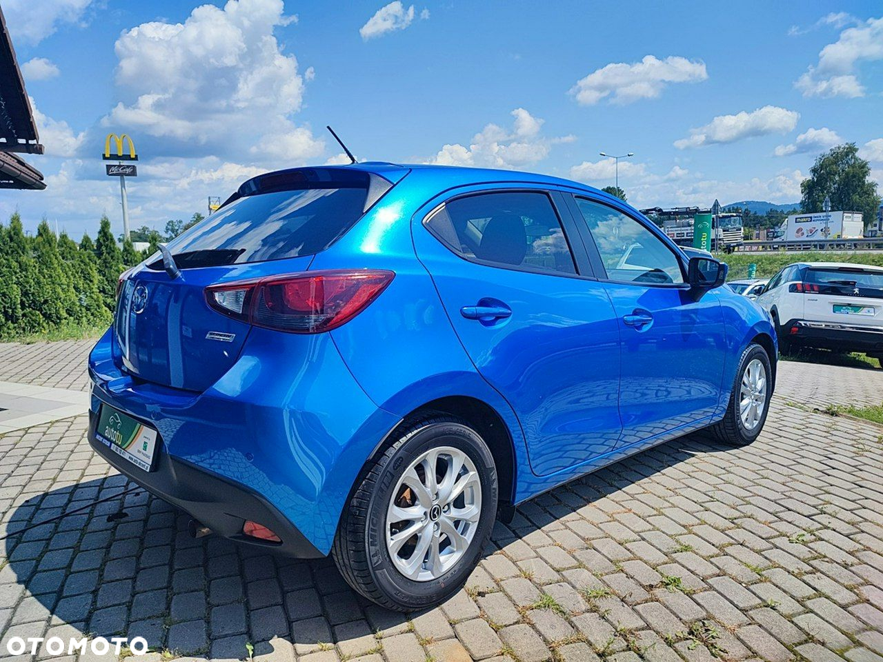 Mazda 2 SKYACTIV-G 90 Exclusive-Line - 6