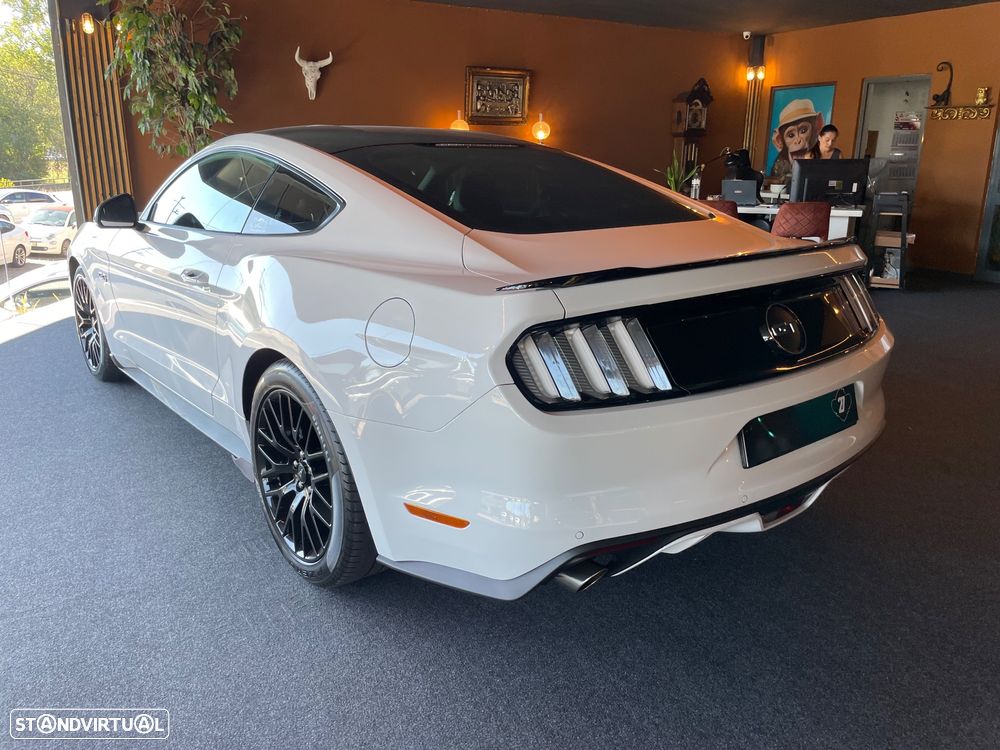 Ford Mustang 5.0 Ti-VCT V8 Black Shadow Edition - 3