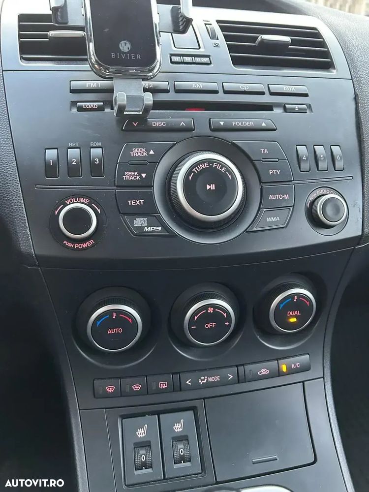 Mazda 323 - 2
