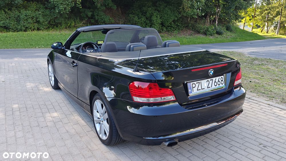 BMW Seria 1 120i - 12