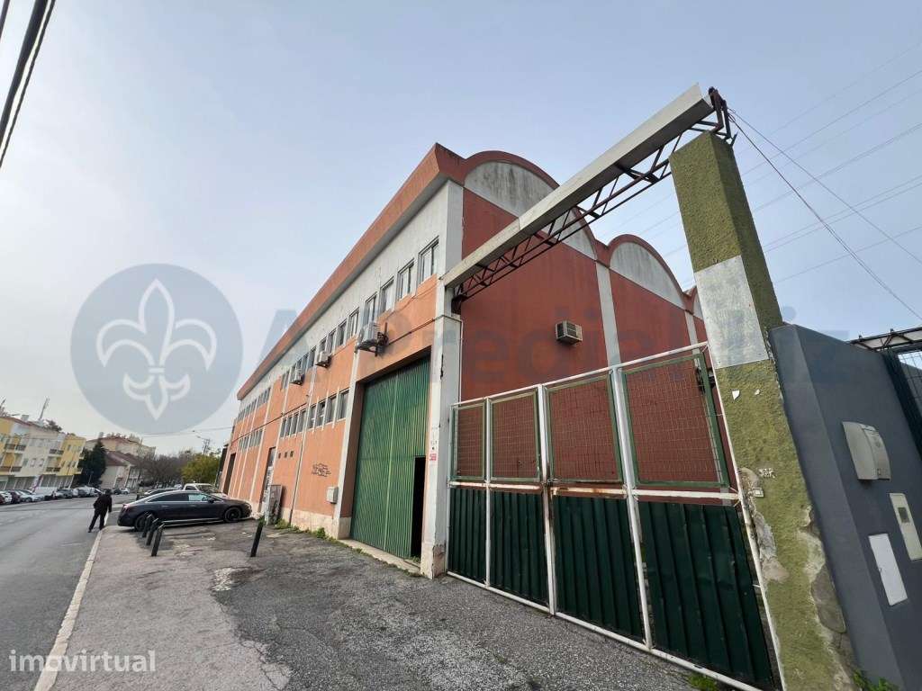 Prédio em propriedade total para atividade industrial - Grande imagem: 3/13