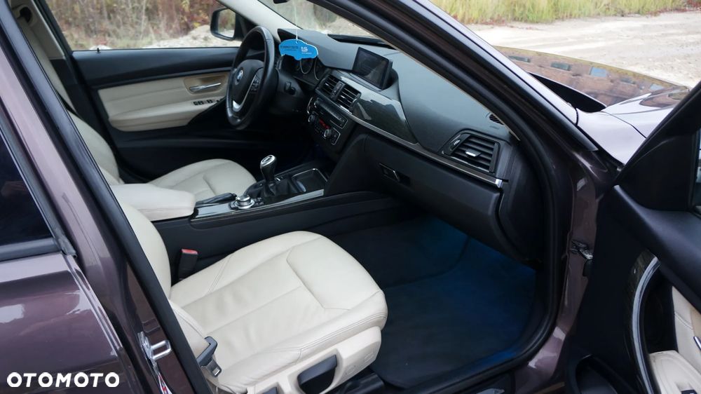 BMW Seria 3 318d Blue Performance Luxury Line - 7