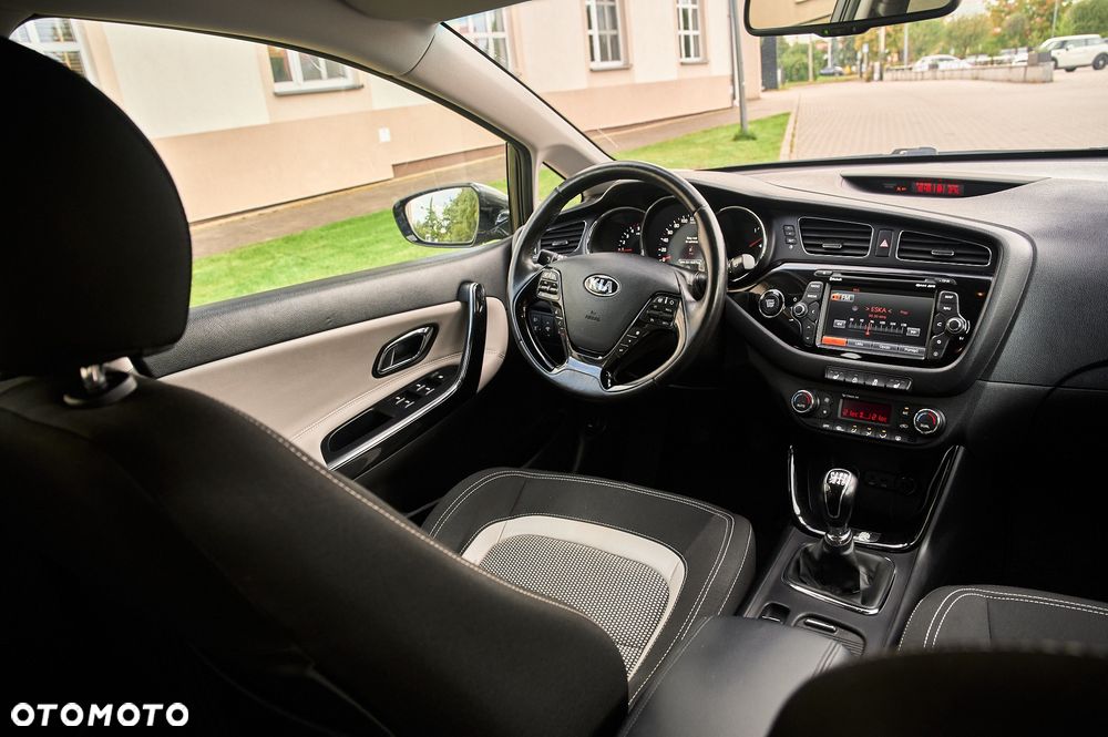 Kia Ceed 1.6 CRDi Business Line - 35
