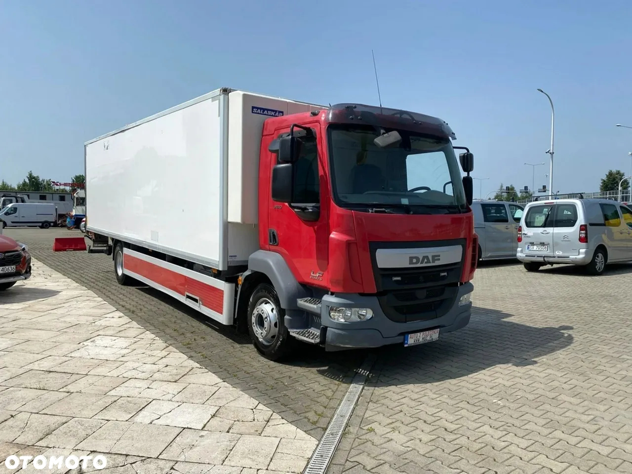 DAF LF FA 250 / CHŁODNIA / 18 EUROPALET / NISKI KONTENER / EURO6 / WINDA ZEPRO / TYLKO 119TKM / STAN IDEALNY / RAMA BEZ RDZY! / MOŻLIWOŚĆ TRANSPORTU - 2