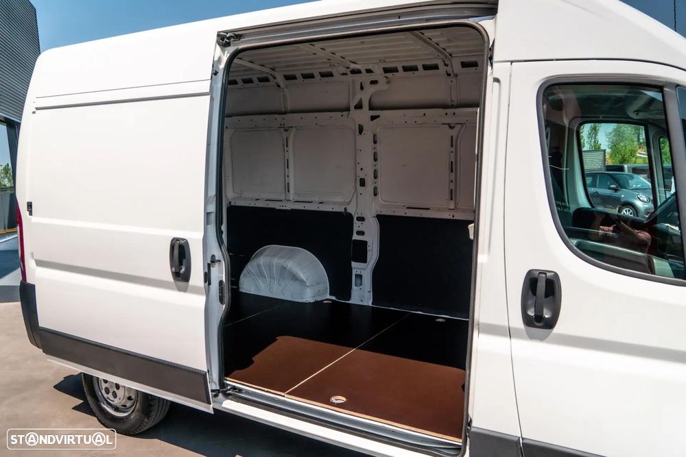 Citroën Jumper 2.0 BlueHDi 35 L2H2 - 15