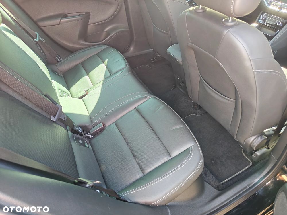 Opel Astra 1.6 Turbo Start/Stop Ultimate - 21