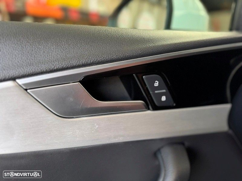 Audi A4 35 TDI S line S tronic - 16