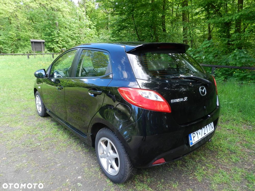 Mazda 2 - 4