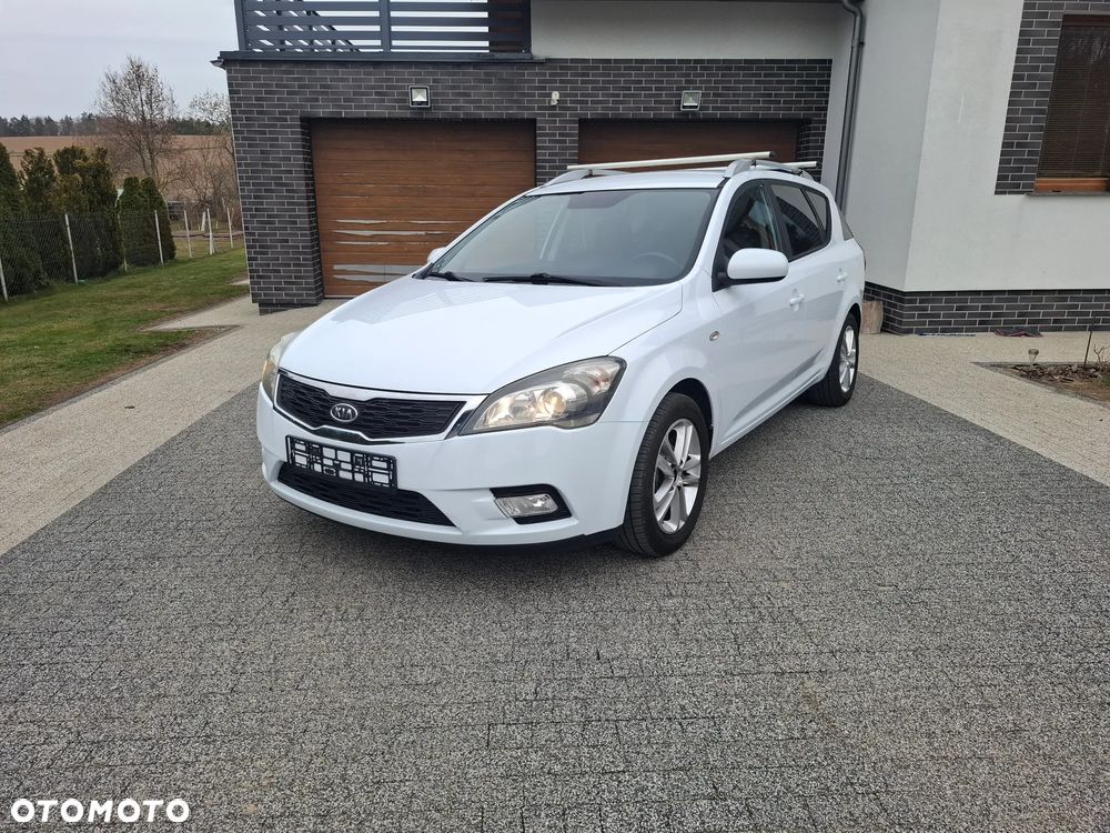 Kia Ceed - 5