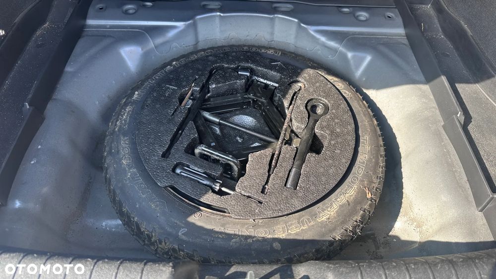 Kia Ceed 2.0 crdi Optimum + - 12