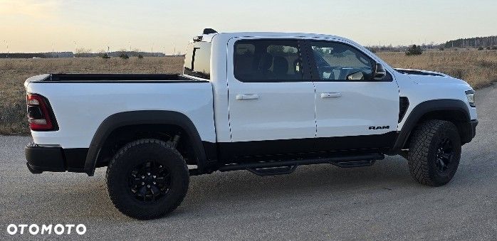 RAM 1500 - 4
