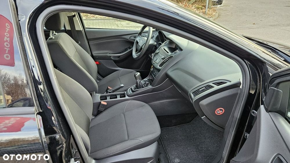 Ford Focus - 16