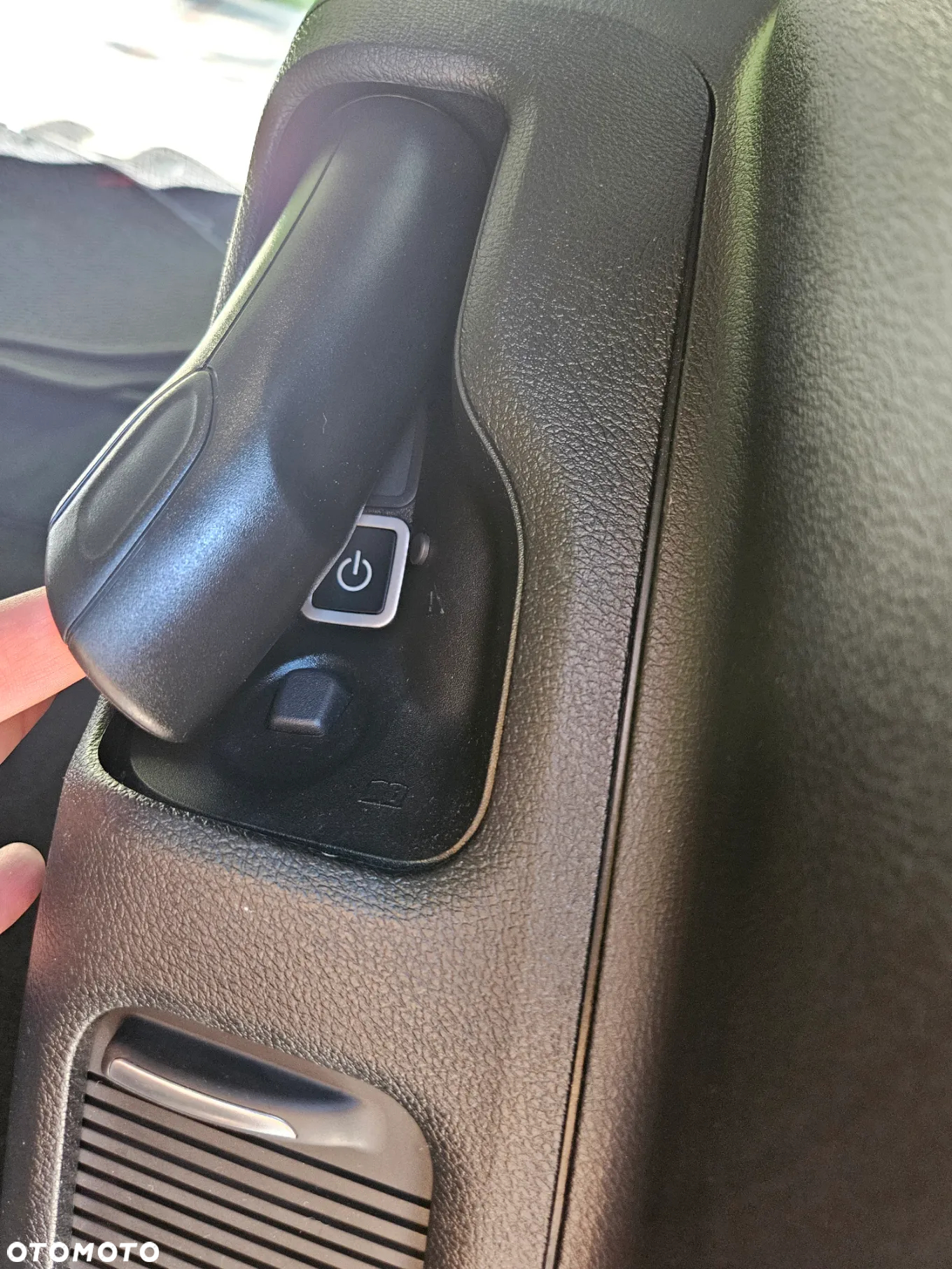 Chrysler Pacifica - 23