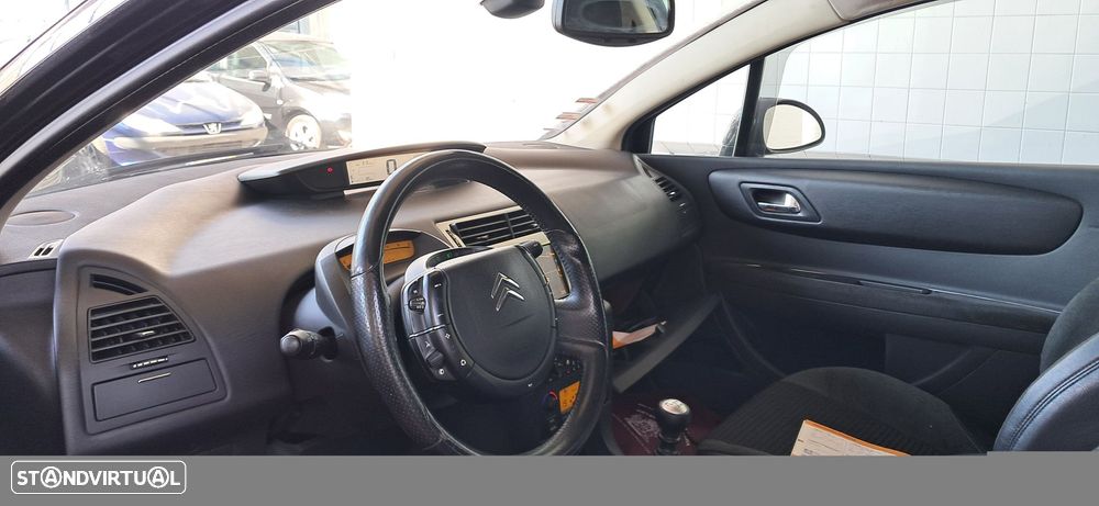 Citroën C4 - 4