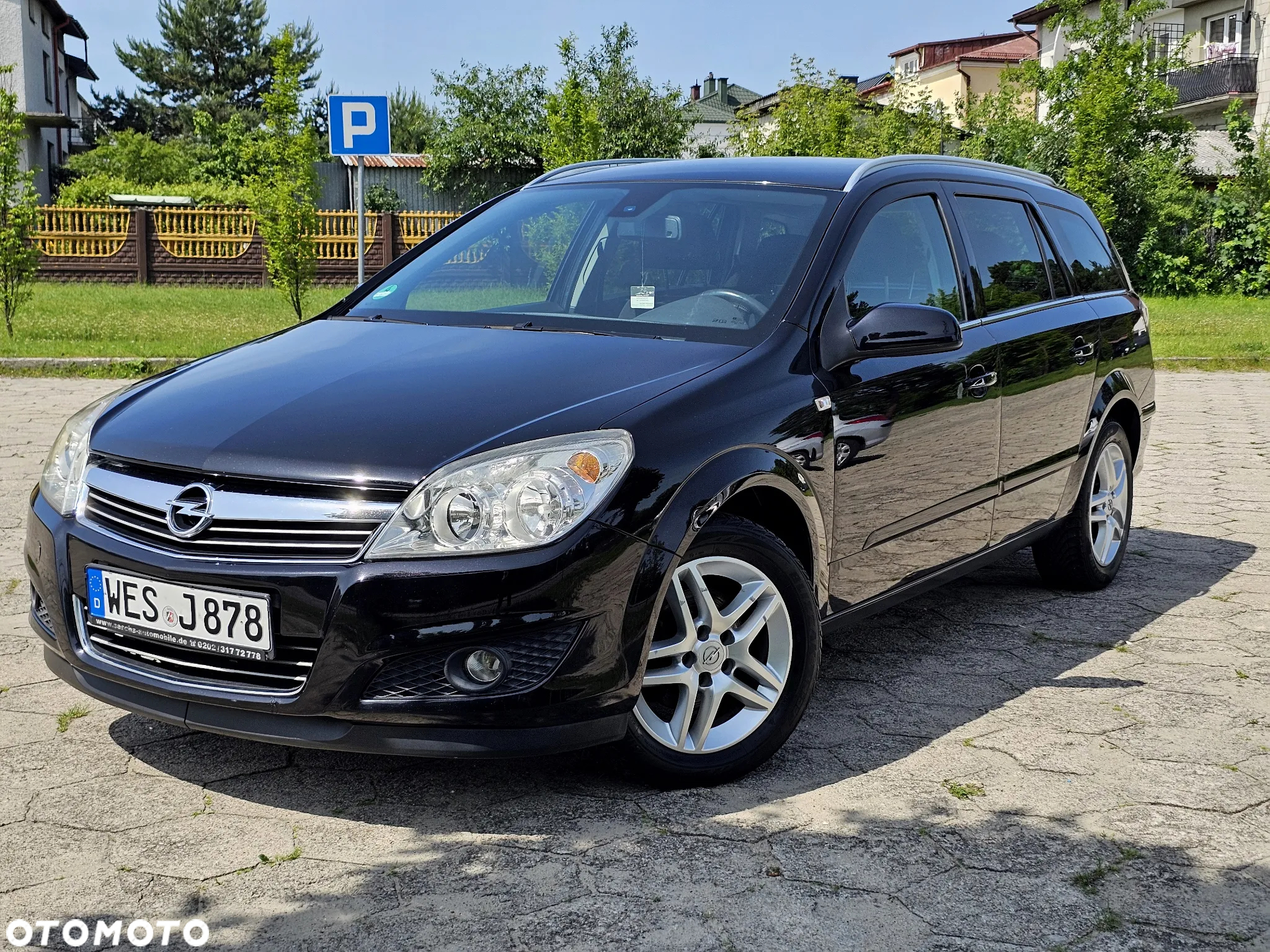Opel Astra 1.6 Caravan NAVI - 26