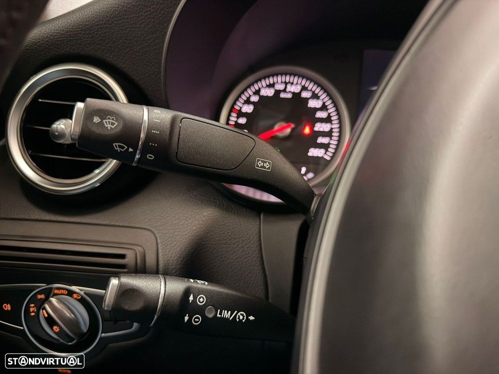 Mercedes-Benz C 200 - 20