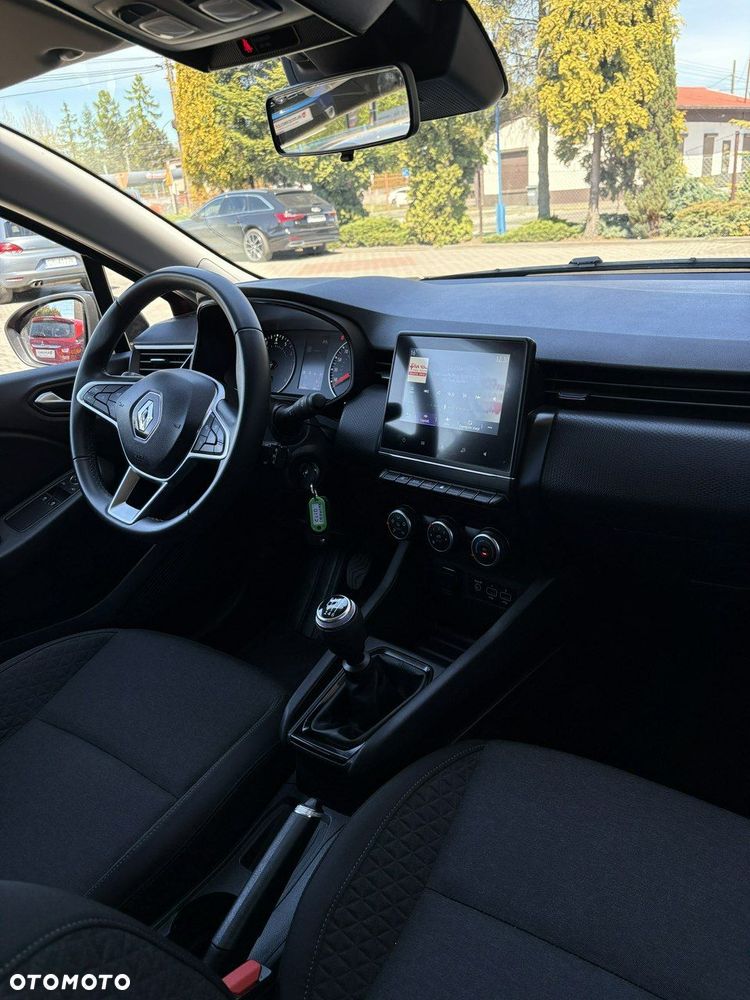 Renault Clio - 12