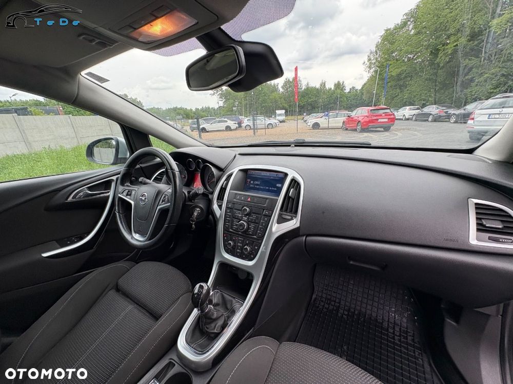 Opel Astra 2.0 CDTI Cosmo - 18