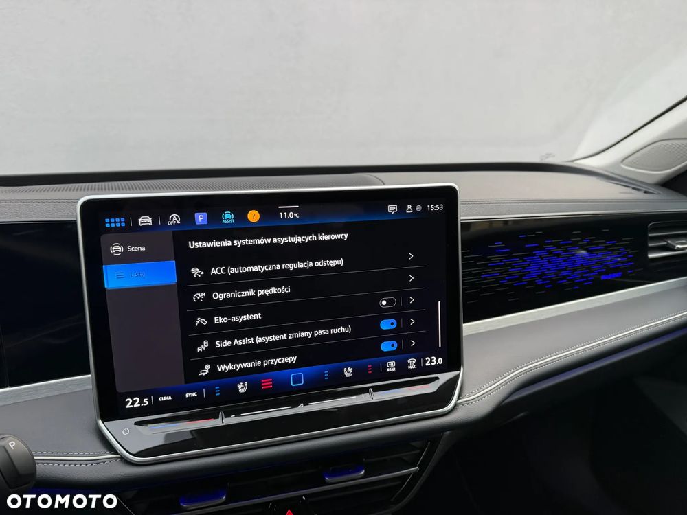 Volkswagen Passat - 21