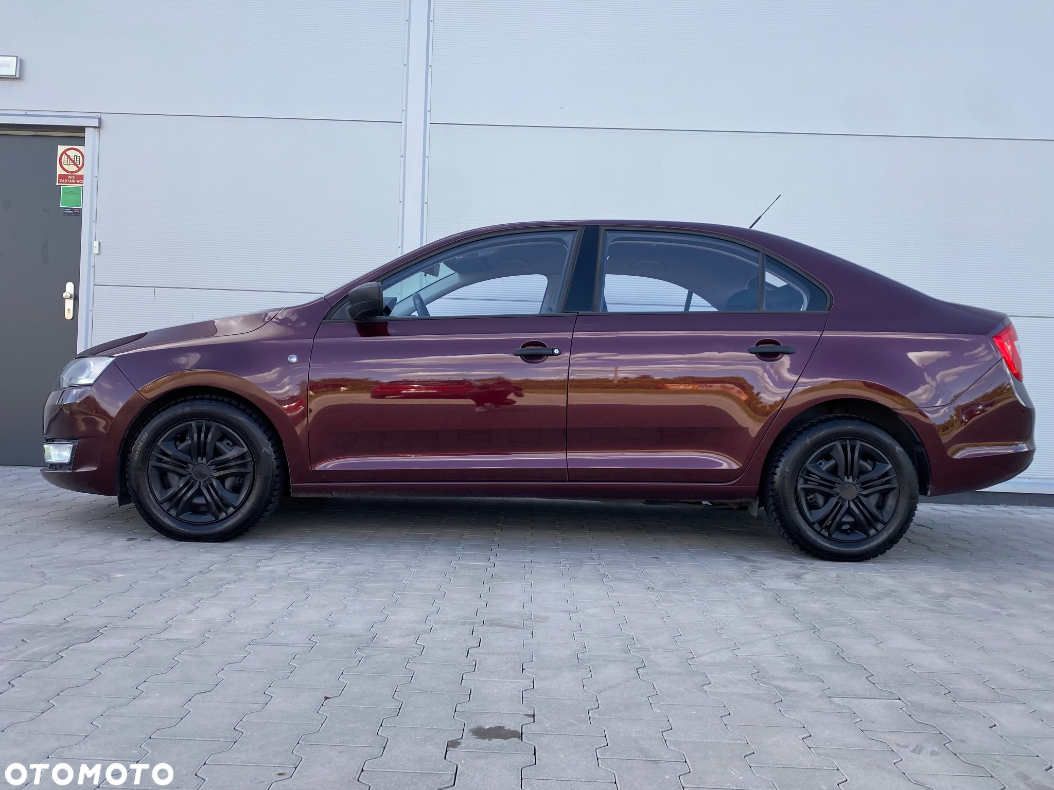 Skoda RAPID 1.2 TSI Ambition - 15