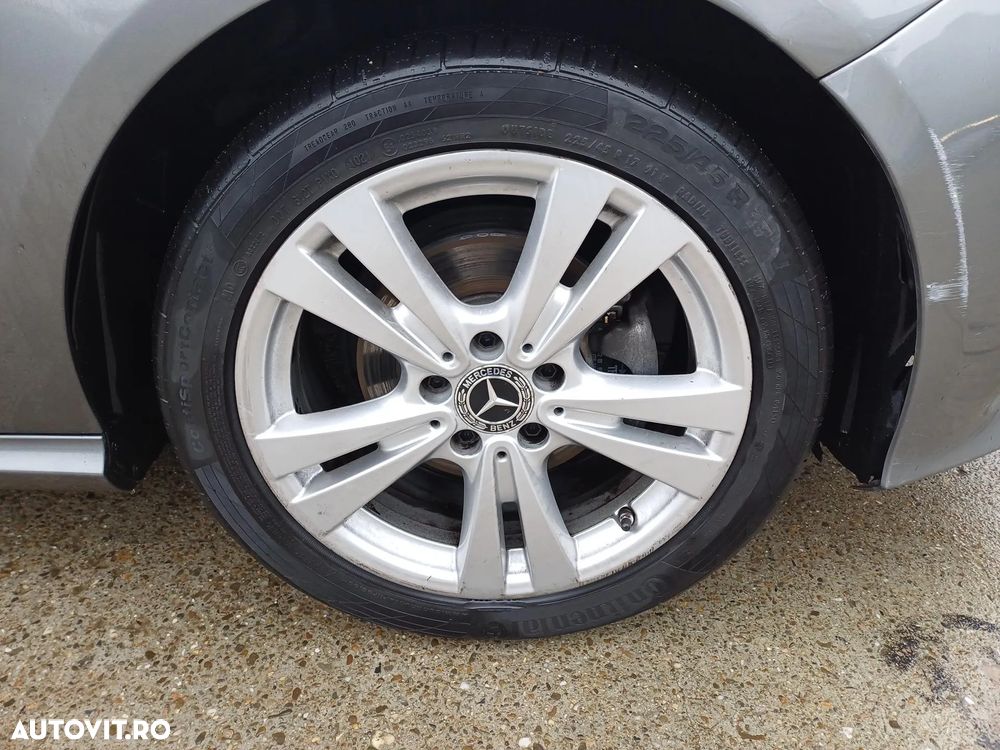 Mercedes-Benz A 180 d 7G-DCT Urban - 20