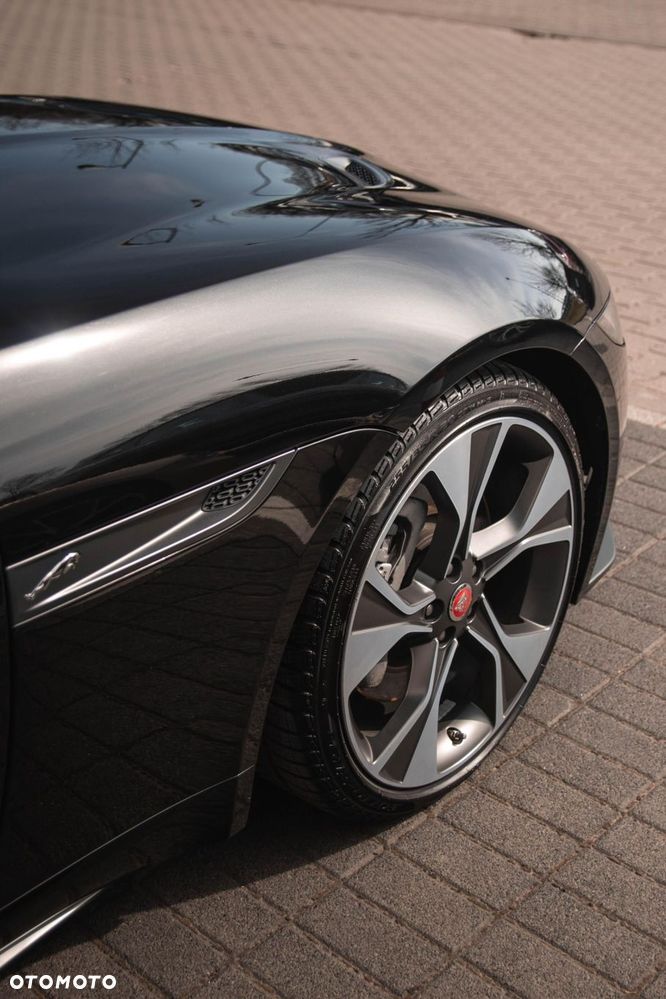 Jaguar F-Type 2.0 Turbo First Edition - 40
