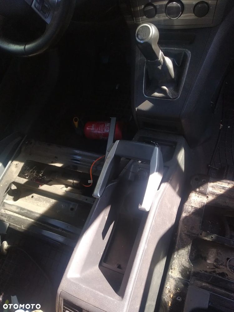 OPEL ZAFIRA B 05-08 1.9 CDTI - KANAPA TYL TYLNA - 24