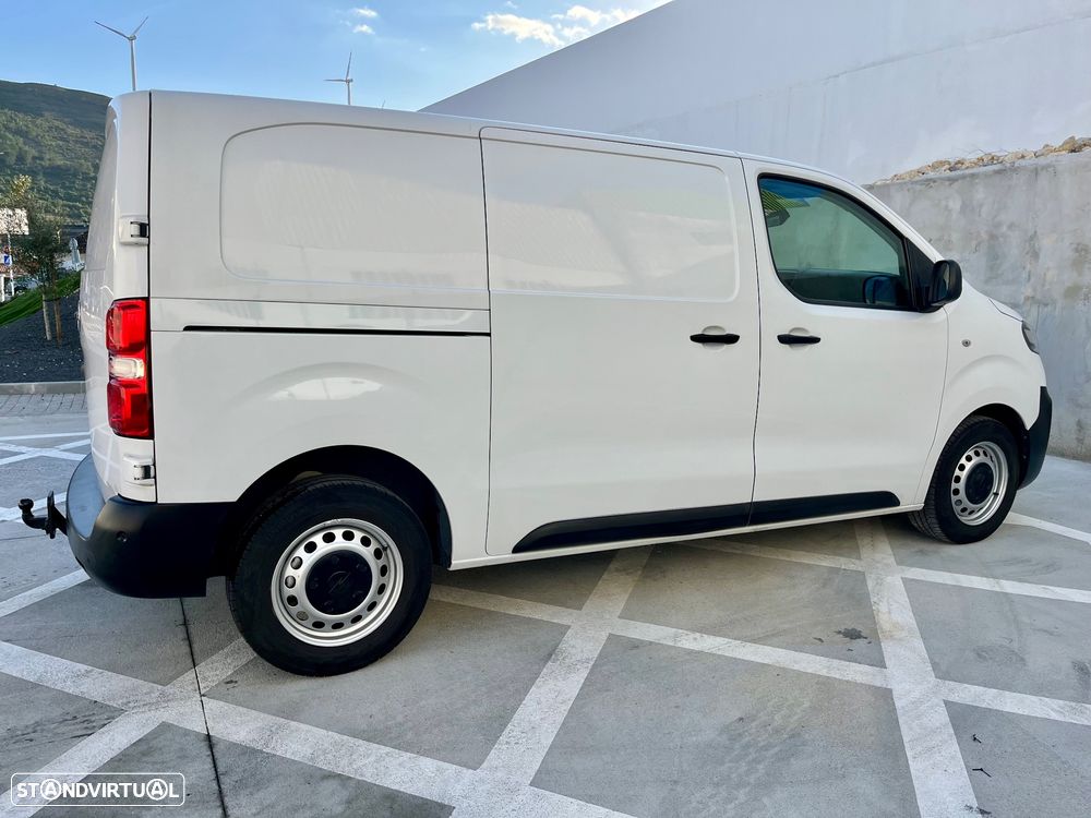 Opel Vivaro 2.0 - 37