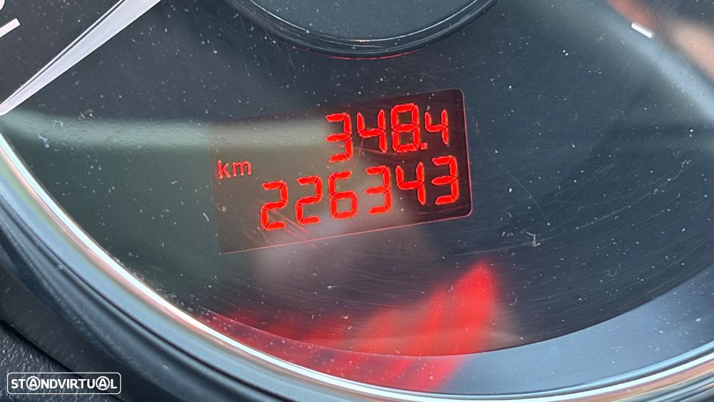 Peugeot 3008 HDi 160 Auto Active - 43
