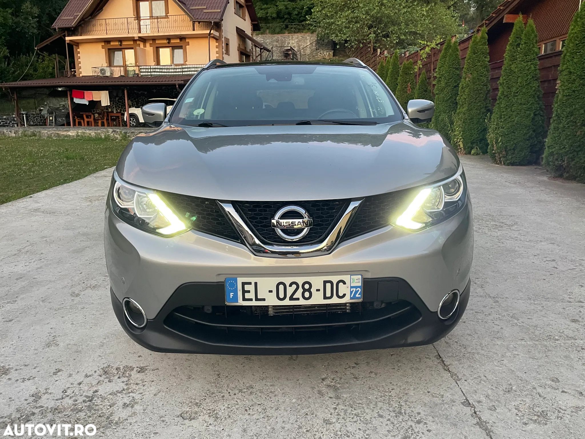 Nissan Qashqai 1.6 DCI Start/Stop X-TRONIC Tekna - 1