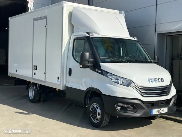 Iveco Daily 35C16 (3.0cc 160cv Cx automática