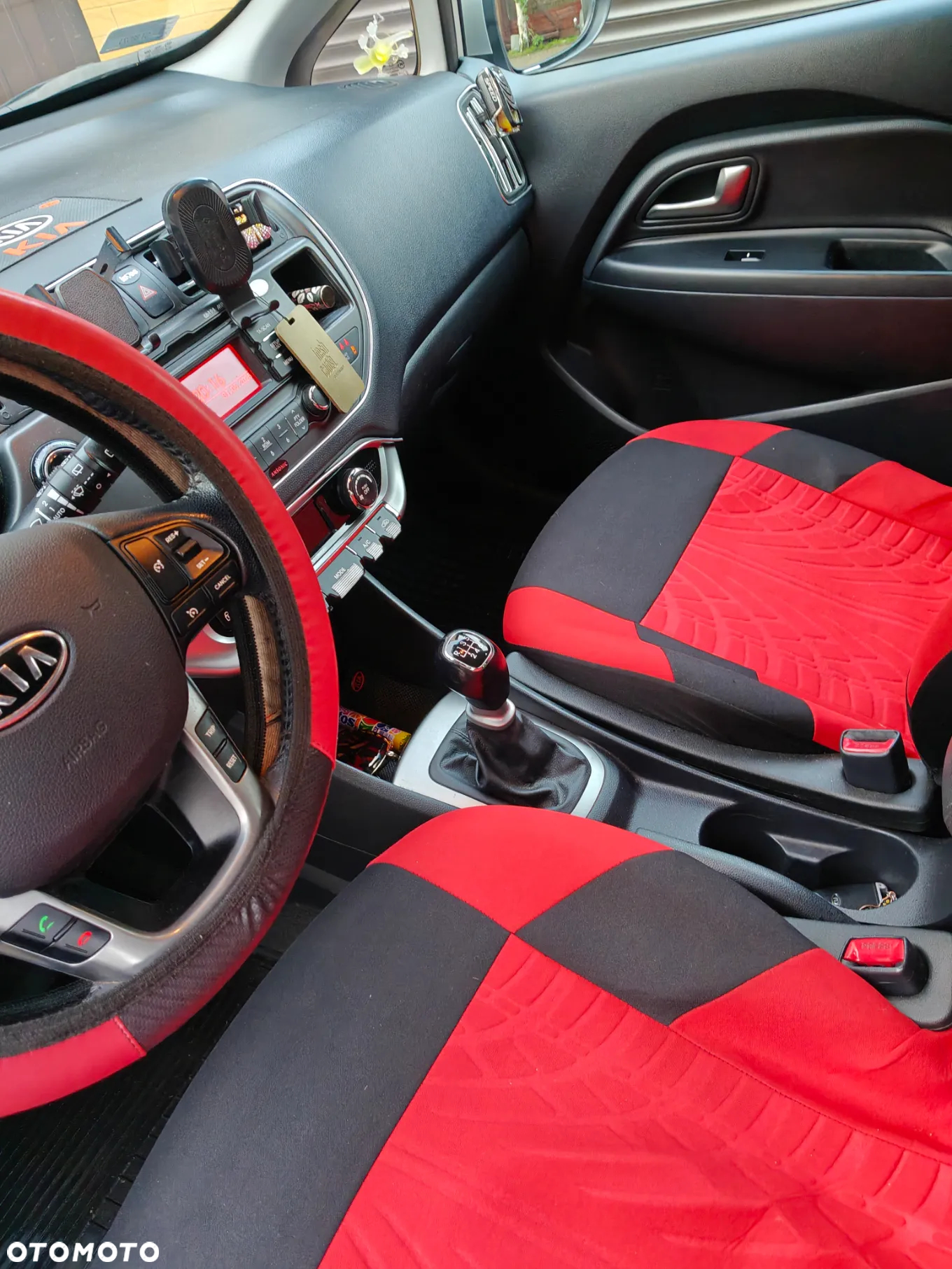 Kia Rio 1.4 crdi M - 12