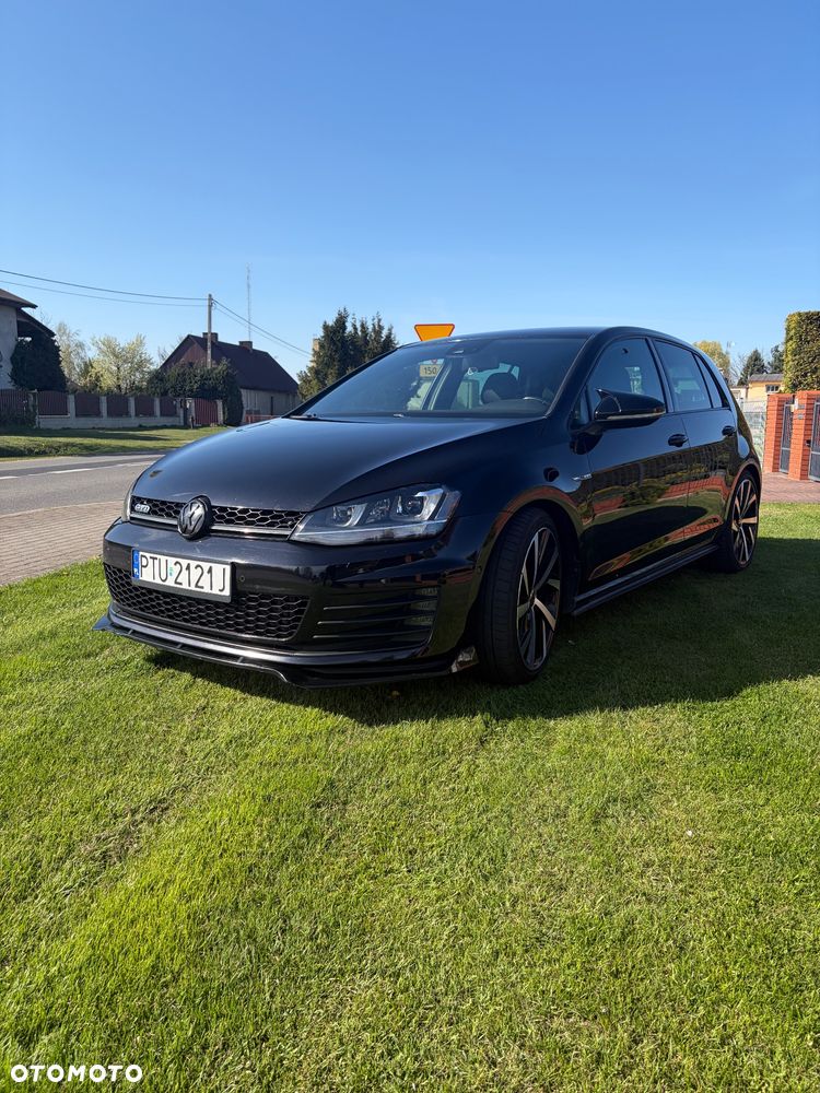 Volkswagen Golf 2.0 TDI BMT GTD - 11