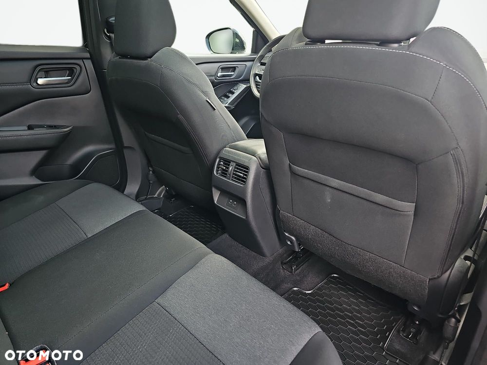Nissan Qashqai 1.3 DIG-T mHEV N-Connecta - 9