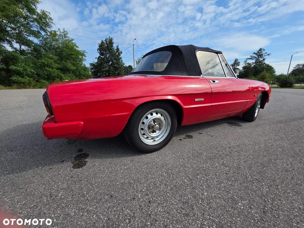 Alfa Romeo Spider - 16